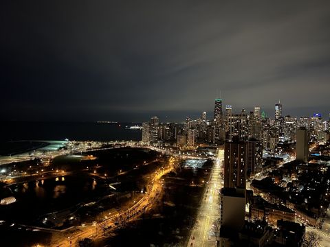 Tiny photo for 2020 N Lincoln Park West PARK #38ML, Chicago, IL 60614 (MLS # 12678574)