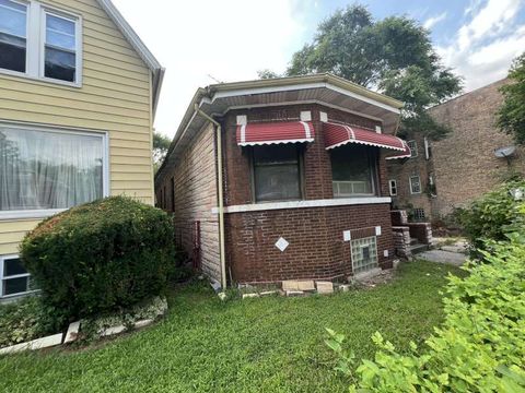 Tiny photo for 7022 S Kimbark Avenue, Chicago, IL 60637 (MLS # 12449787)
