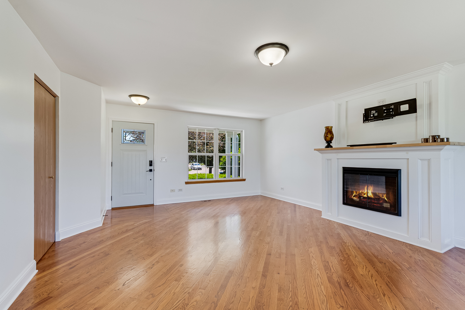 6413 Silver Ridge Drive