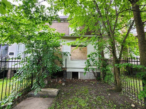 Photo of 10525 S Corliss Avenue, Chicago, IL 60628 (MLS # 12666927)