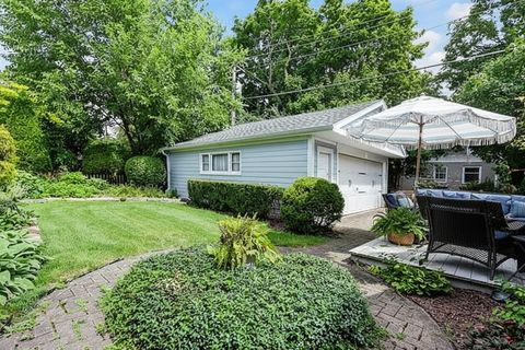 Tiny photo for 1314 Maple Street, Western Springs, IL 60558 (MLS # 12545972)