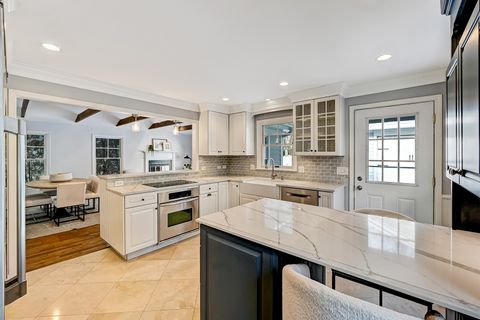 Tiny photo for 1314 Maple Street, Western Springs, IL 60558 (MLS # 12545972)