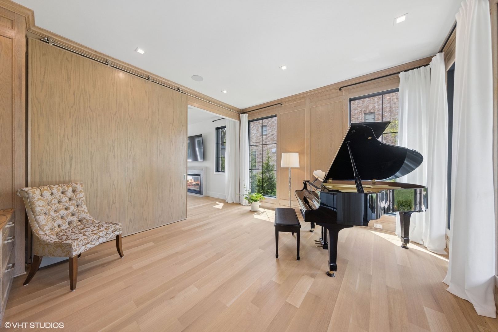 133 S Park Avenue