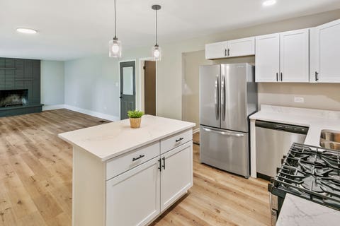 Tiny photo for 936 E 170th Street, South Holland, IL 60473 (MLS # 12736900)