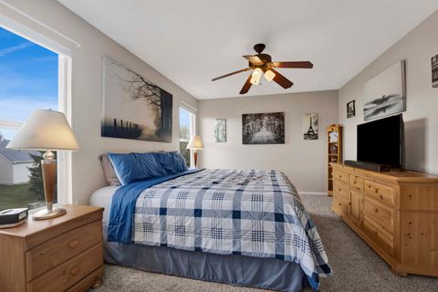 Tiny photo for 1882 Westridge Place, Aurora, IL 60504 (MLS # 12502637)