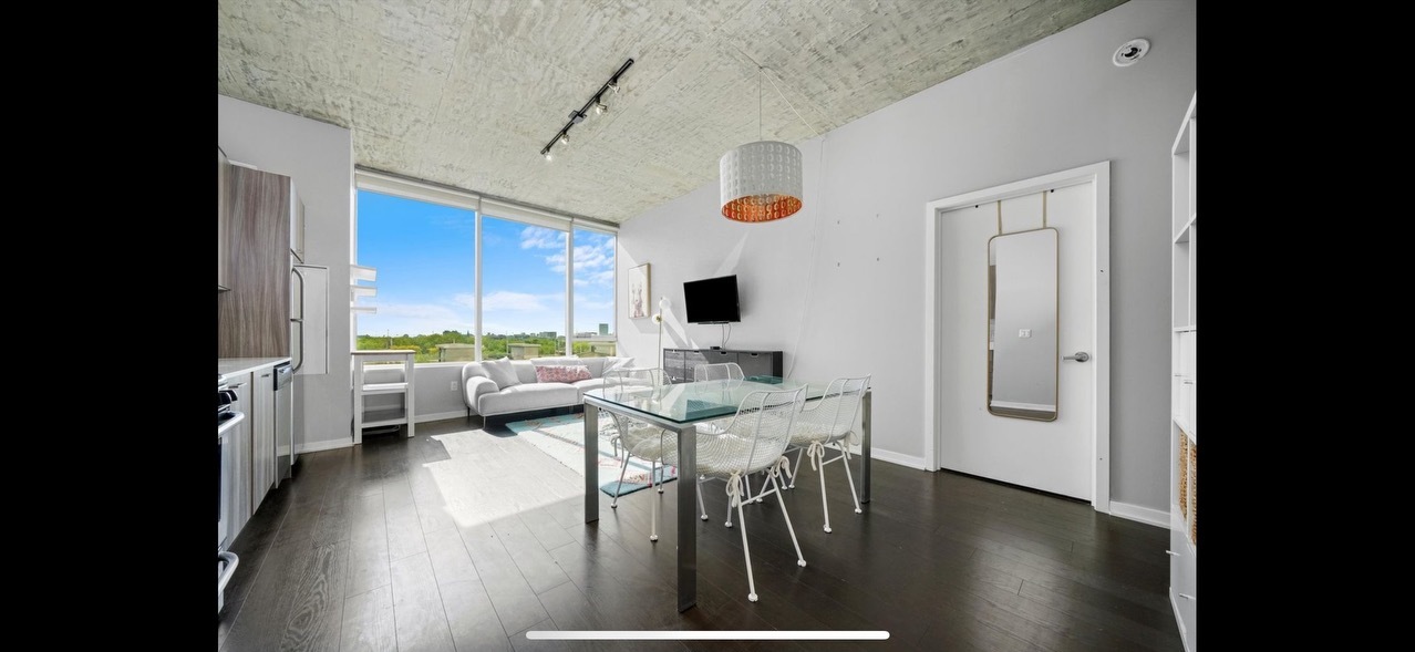 1345 S Wabash Avenue 502