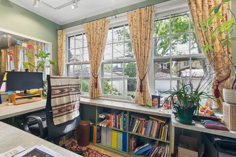 Tiny photo for 4723 N Sacramento Avenue, Chicago, IL 60625 (MLS # 12637357)