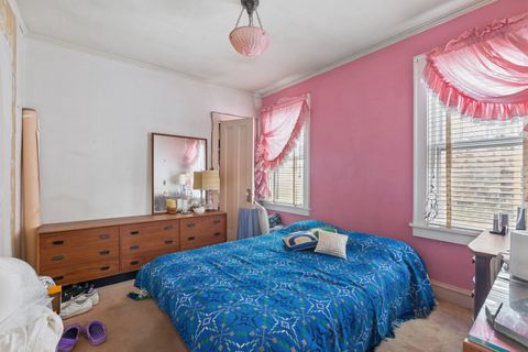 Tiny photo for 4723 N Sacramento Avenue, Chicago, IL 60625 (MLS # 12637357)