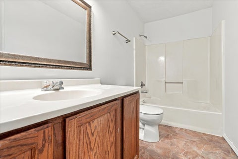 Tiny photo for 2017 Tracy Drive #4, Bloomington, IL 61704 (MLS # 12772596)