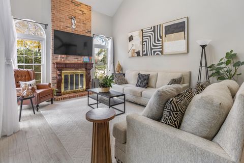 Tiny photo for 1437 WHITMAN Court, Schaumburg, IL 60173 (MLS # 12509070)