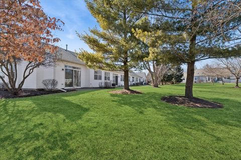 Tiny photo for 2334 Meadowcroft Lane, Grayslake, IL 60030 (MLS # 12558519)