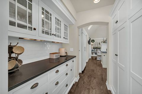 Tiny photo for 719 Stonebridge Road, Frankfort, IL 60423 (MLS # 12554155)