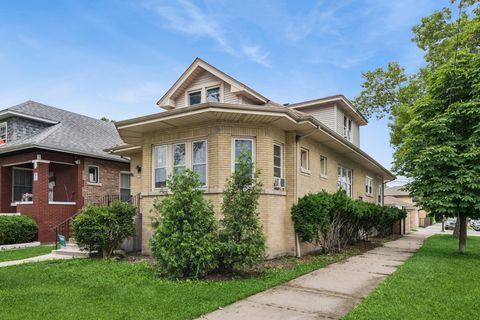 Tiny photo for 2656 N Newcastle Avenue, Chicago, IL 60707 (MLS # 12681175)