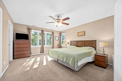 Tiny photo for 5018 VERNON PARK Place, Lisle, IL 60532 (MLS # 12496163)