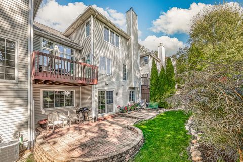 Tiny photo for 5018 VERNON PARK Place, Lisle, IL 60532 (MLS # 12496163)