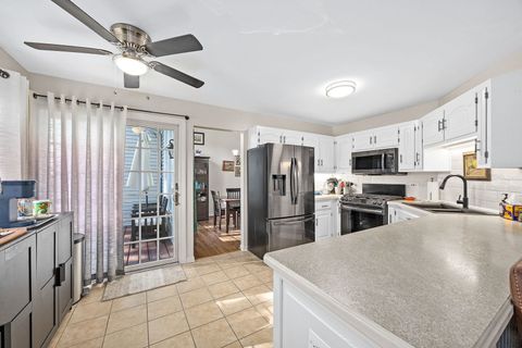 Tiny photo for 5018 VERNON PARK Place, Lisle, IL 60532 (MLS # 12496163)