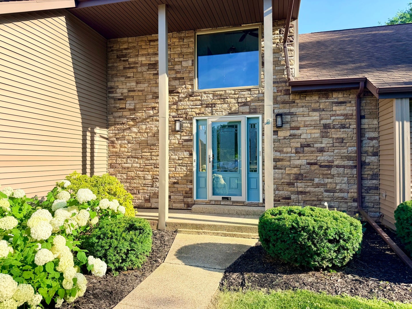 643 Lindgren Lane
