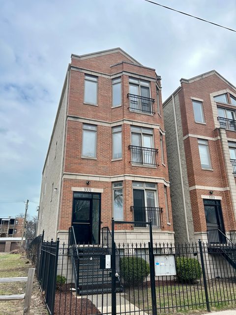 5331 S Calumet Avenue Chicago IL 60615
