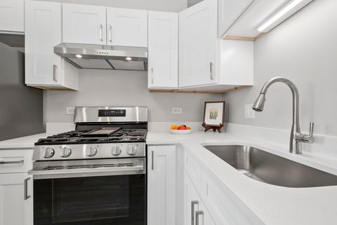 Tiny photo for 6670 S Brainard Avenue #411, Countryside, IL 60525 (MLS # 12563971)