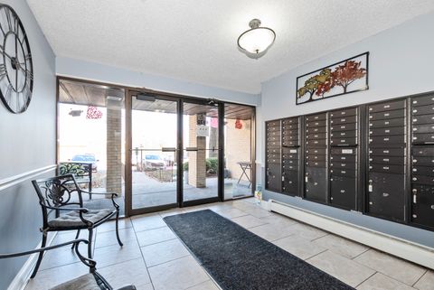 Tiny photo for 6670 S Brainard Avenue #411, Countryside, IL 60525 (MLS # 12563971)