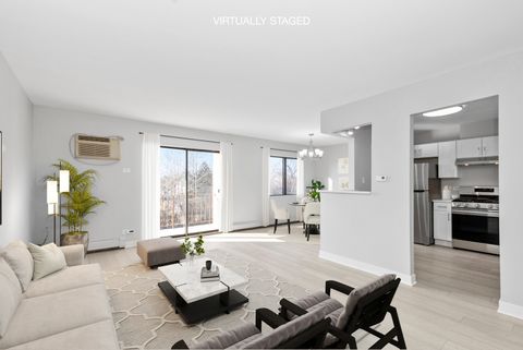 Tiny photo for 6670 S Brainard Avenue #411, Countryside, IL 60525 (MLS # 12563971)