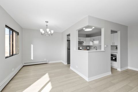 Tiny photo for 6670 S Brainard Avenue #411, Countryside, IL 60525 (MLS # 12563971)