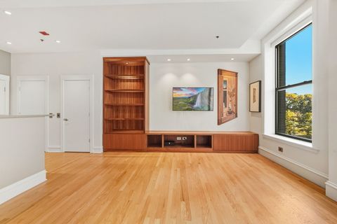 Tiny photo for 888 S Michigan Avenue #401, Chicago, IL 60605 (MLS # 12504673)