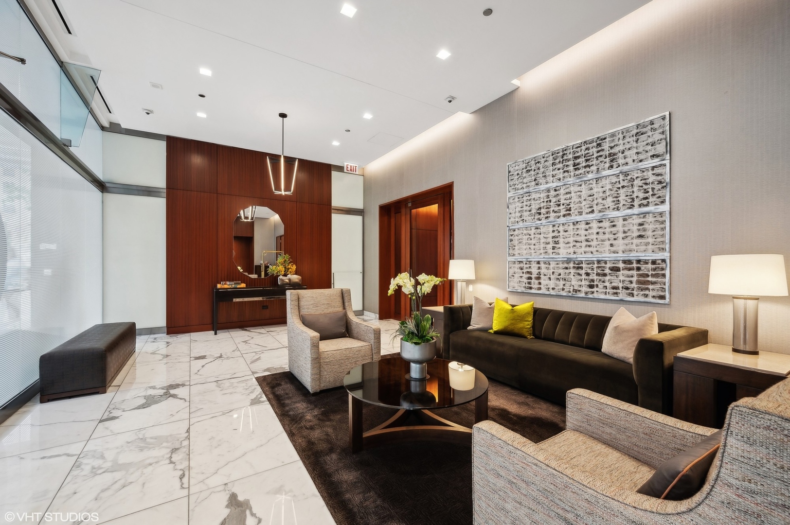 77 E Walton Place 24E