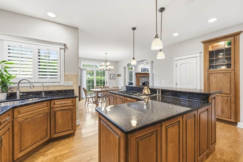 Tiny photo for 103 N Kennicott Avenue, Arlington Heights, IL 60005 (MLS # 12651751)