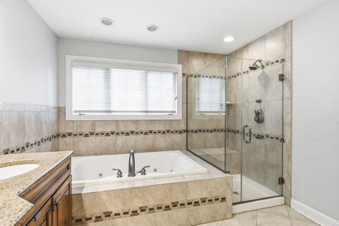 Tiny photo for 103 N Kennicott Avenue, Arlington Heights, IL 60005 (MLS # 12651751)