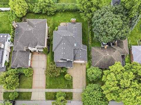 Tiny photo for 103 N Kennicott Avenue, Arlington Heights, IL 60005 (MLS # 12651751)