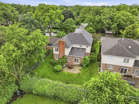 Tiny photo for 103 N Kennicott Avenue, Arlington Heights, IL 60005 (MLS # 12651751)