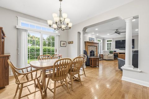 Tiny photo for 103 N Kennicott Avenue, Arlington Heights, IL 60005 (MLS # 12651751)