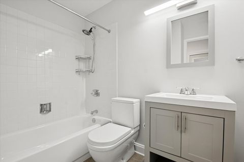 Tiny photo for 5320 N Sheridan Road #2109, Chicago, IL 60640 (MLS # 12570596)