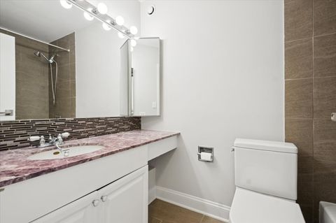 Tiny photo for 5320 N Sheridan Road #2109, Chicago, IL 60640 (MLS # 12570596)