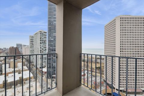 Tiny photo for 5320 N Sheridan Road #2109, Chicago, IL 60640 (MLS # 12570596)