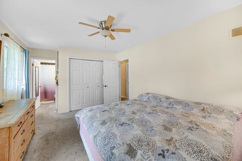 Tiny photo for 34 Londonderry Lane, Lincolnshire, IL 60069 (MLS # 12652674)