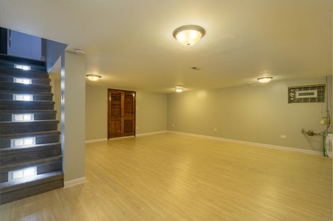 Tiny photo for 4 Cour La Salle Court, Palos Hills, IL 60465 (MLS # 12501955)