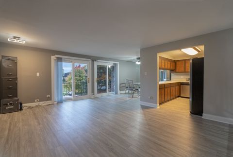 Tiny photo for 4 Cour La Salle Court, Palos Hills, IL 60465 (MLS # 12501955)