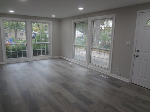 Tiny photo for 423 Blackhawk Avenue, Carpentersville, IL 60110 (MLS # 12787849)