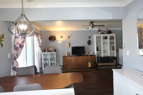 Tiny photo for 98 Wiltshire Court, Schaumburg, IL 60193 (MLS # 12548612)