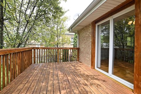 Tiny photo for 9416 S 80th Court, Hickory Hills, IL 60457 (MLS # 12587695)