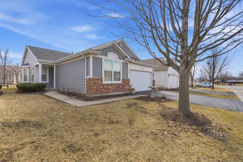Photo of 21325 Windsor Lake Lane, Crest Hill, IL 60403 (MLS # 12545223)