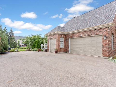 Tiny photo for 4135 River Ridge Drive, St. Charles, IL 60175 (MLS # 12771007)