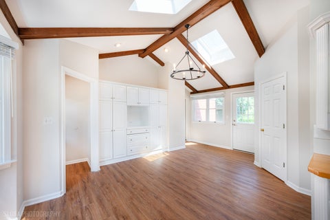 Tiny photo for 600 Garfield Avenue, Lake Bluff, IL 60044 (MLS # 12699072)
