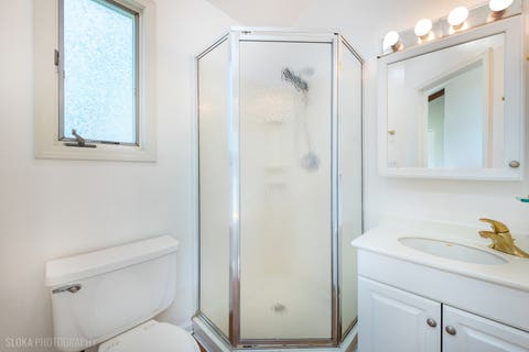 Tiny photo for 600 Garfield Avenue, Lake Bluff, IL 60044 (MLS # 12699072)