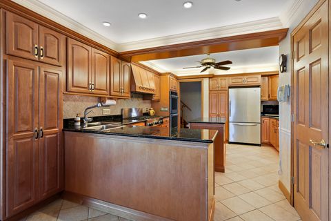 Tiny photo for 570 Woodview Avenue, Elk Grove Village, IL 60007 (MLS # 12569038)