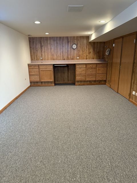 Tiny photo for 570 Woodview Avenue, Elk Grove Village, IL 60007 (MLS # 12569038)