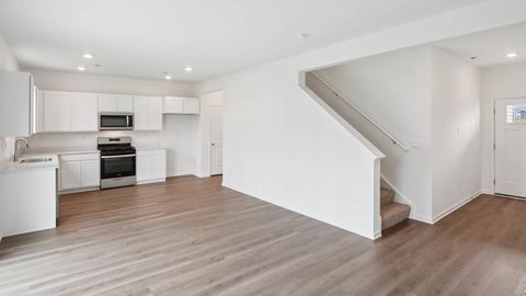 Tiny photo for 122 Cornerstone Crossing, Hampshire, IL 60140 (MLS # 12492420)