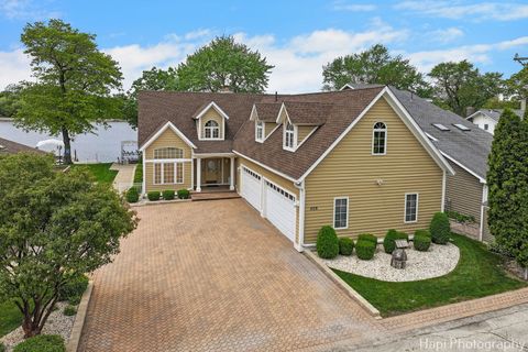 209 S Emerald Drive McHenry IL 60051